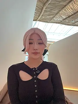 winter11 online show from November 18, 2025, 6:50 am