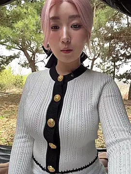 winter11 online show from April 5, 2026, 2:40 am