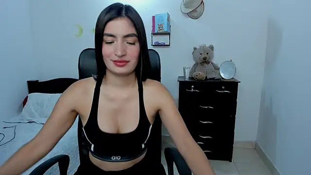 Sweet Amanda 95 online show from December 19, 2025, 4:27 am