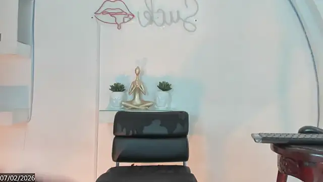 Vicky Hottman online show from February 7, 2026, 10:51 pm