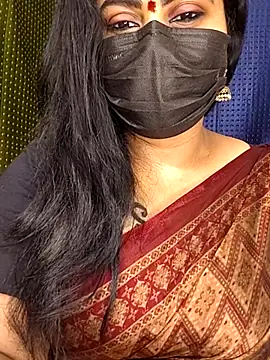 honey-flower online show from September 25, 2025, 2:06 am