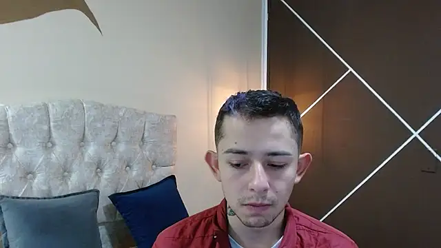 Aleecandrews online show from September 25, 2025, 7:31 pm