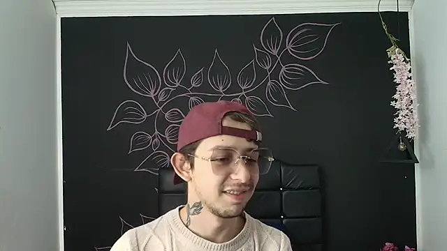 Aleecandrews online show from January 14, 2026, 7:06 pm