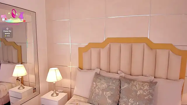 Snapshot of MaddieParker chatting on September 18, 2025, 7:39 pm MaddieParker online show from September 18, 2025, 7:39 pm