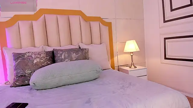 MaddieParker online show from January 9, 2026, 5:42 pm