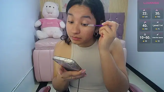 Irina evans s1 online show from November 5, 2025, 4:32 pm