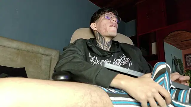 david huge online show from February 23, 2026, 4:03 am