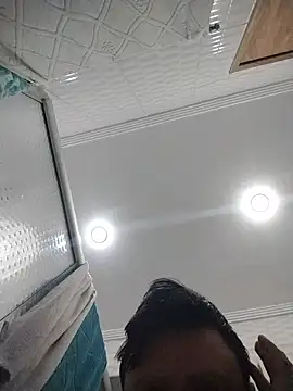 LeoMaduroSP online show from October 23, 2025, 4:55 am