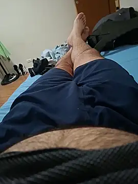 LeoMaduroSP online show from July 24, 2026, 1:23 am