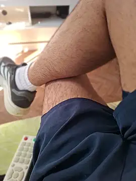 LeoMaduroSP online show from July 16, 2026, 1:52 pm
