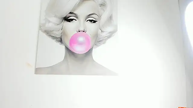 Akiraht online show from November 22, 2025, 9:02 pm