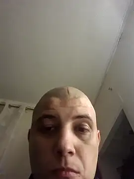 kisspussy1993 online show from February 14, 2026, 3:07 am