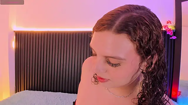 catleya noire online show from March 16, 2026, 1:15 pm