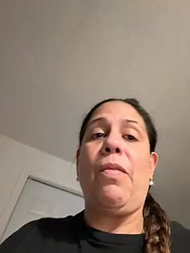 PrettyKittyMia online show from April 25, 2026, 1:08 am