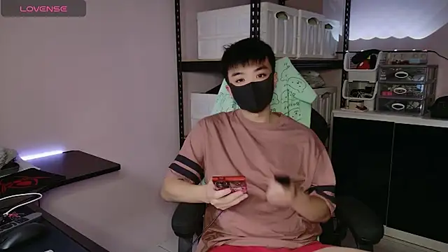 doggyman523 online show from October 7, 2025, 3:46 pm