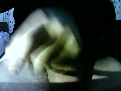 Snapshot of photo3995 chatting on May 1, 2026, 10:26 pm photo3995 online show from May 1, 2026, 10:26 pm
