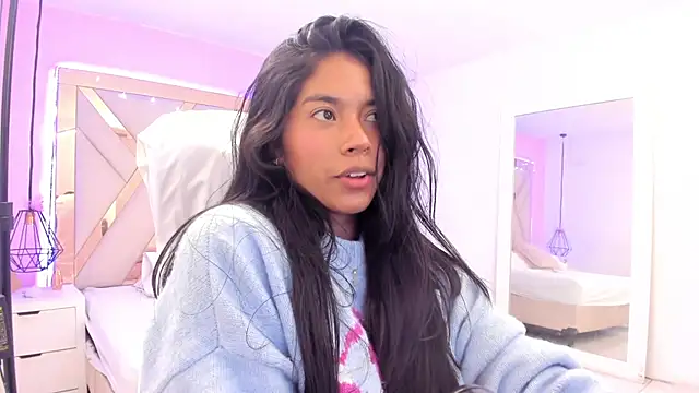 samantaa shy online show from April 6, 2026, 4:46 am