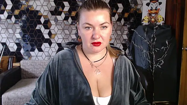 NikaSkylink online show from April 9, 2026, 6:30 am