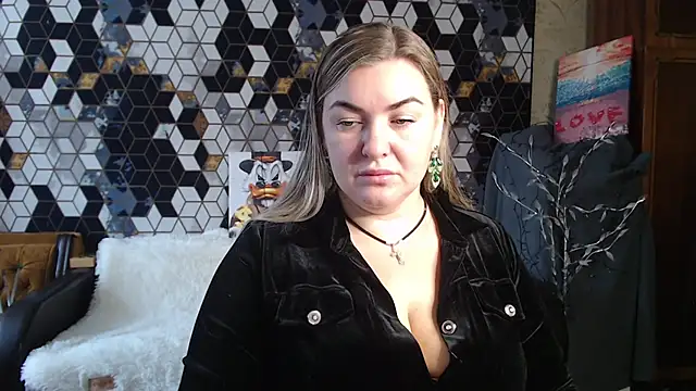 NikaSkylink online show from February 26, 2026, 5:18 am