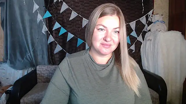 NikaSkylink online show from October 6, 2025, 3:51 am