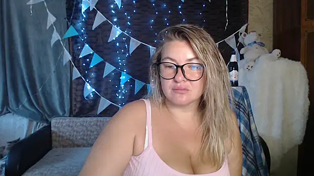 NikaSkylink online show from September 26, 2025, 3:24 am