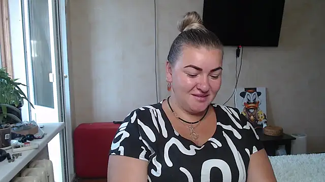 NikaSkylink online show from July 17, 2026, 5:04 am