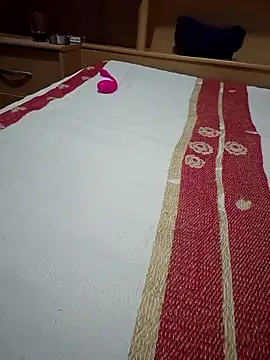 Ivaemi1 online show from March 31, 2026, 6:48 am