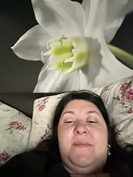 Snapshot of Liza_Will chatting on February 19, 2026, 7:49 am Liza Will online show from February 19, 2026, 7:49 am