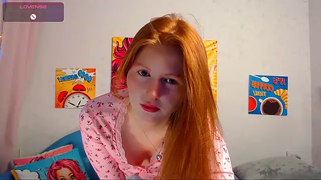 Snapshot of LuxXAngel chatting on January 16, 2026, 12:14 am LuxXAngel online show from January 16, 2026, 12:14 am