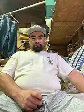 Snapshot of Jonathanfrom420 chatting on February 9, 2026, 9:57 pm Jonathanfrom420 online show from February 9, 2026, 9:57 pm