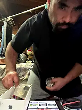 Snapshot of Jonathanfrom420 chatting on December 20, 2025, 9:28 pm Jonathanfrom420 online show from December 20, 2025, 9:28 pm