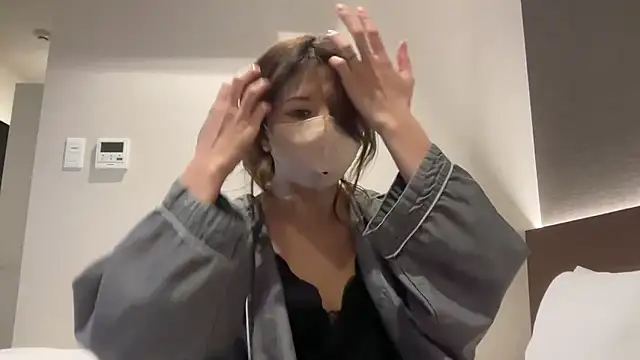 p-nyan4 online show from November 28, 2025, 3:17 am