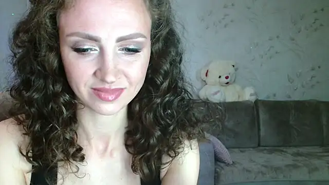 Amber Carrol online show from June 6, 2026, 6:13 pm