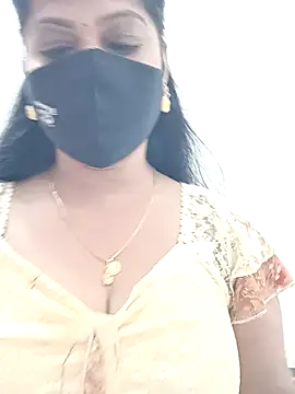 shivani27 online show from November 23, 2025, 6:23 am