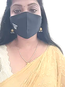 shivani27 online show from November 30, 2025, 5:58 pm