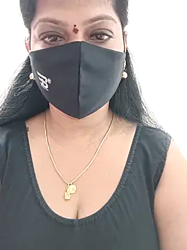 shivani27 online show from September 25, 2025, 7:36 am