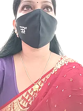 shivani27 online show from September 26, 2025, 7:15 am