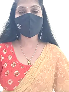 shivani27 online show from April 3, 2026, 8:32 am