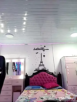 translatina777 online show from October 5, 2025, 8:54 pm