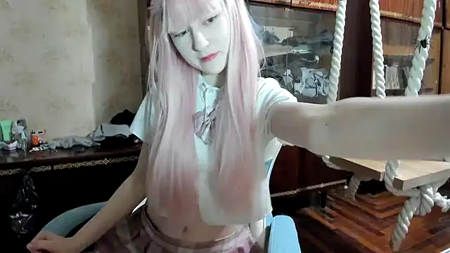 kioshi kiss online show from October 31, 2025, 3:19 pm