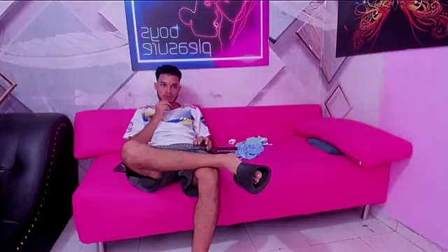 Snapshot of rhabena_boysex chatting on February 28, 2026, 1:38 am rhabena boysex online show from February 28, 2026, 1:38 am