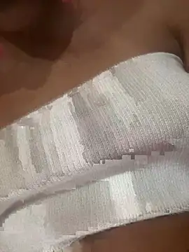 ninfetinha20 online show from February 27, 2026, 11:48 pm