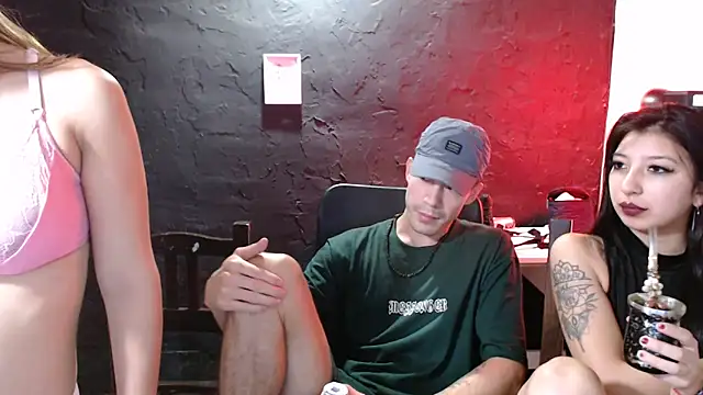 Gigibies1 online show from April 7, 2026, 5:09 am