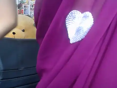 kiara 1122 online show from October 2, 2025, 8:12 pm