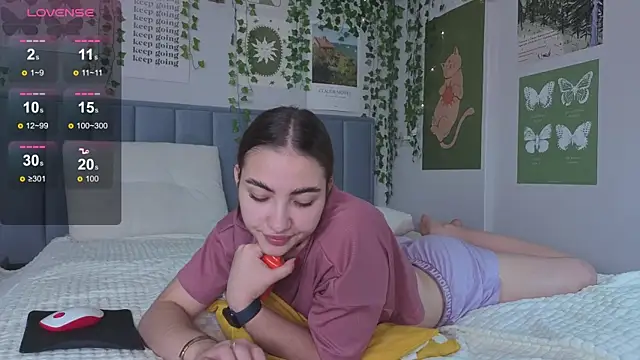 Ashley Pierce online show from September 16, 2025, 8:37 am