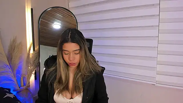 Rachell criss online show from October 25, 2025, 4:00 am