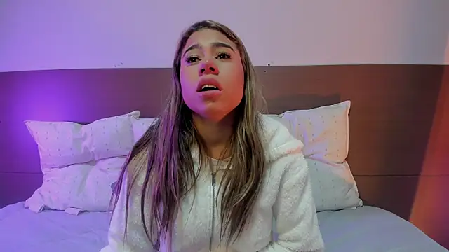 Rachell criss online show from June 11, 2026, 4:42 am