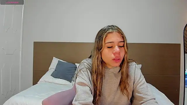Rachell criss online show from May 13, 2026, 3:57 am