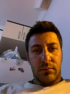 emredenizz07 online show from October 7, 2025, 5:03 pm