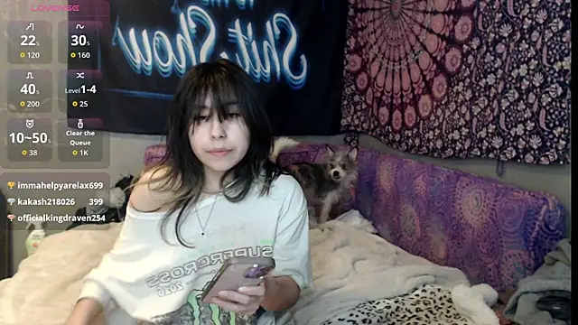 London Ray online show from September 20, 2025, 9:47 am